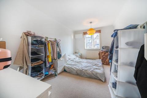 2 bedroom flat for sale, St. Ann's Hill, Wandsworth, London, SW18