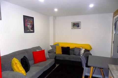 1 bedroom in a house share to rent, Norfolk Park Road, Sheffield S2
