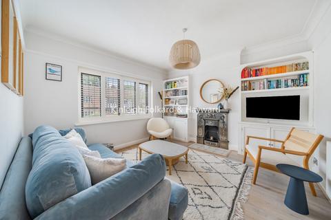 14 Valley Avenue, London, N12 9PG