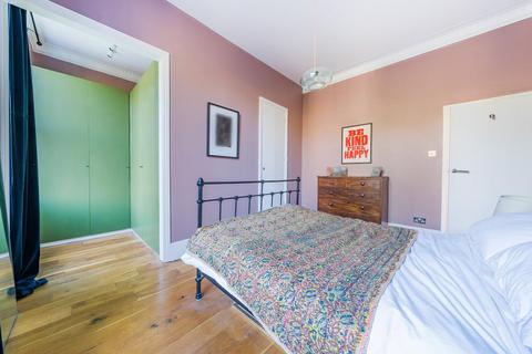 75b Devonshire Road, London, SE23 3LX