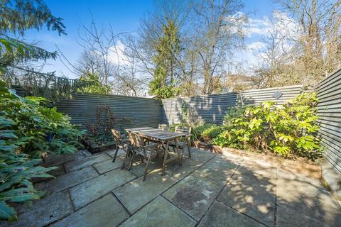 75b Devonshire Road, London, SE23 3LX