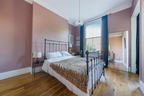 75b Devonshire Road, London, SE23 3LX