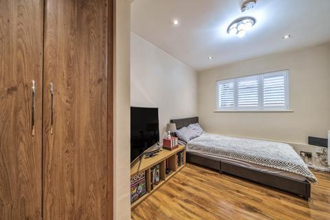 15 Pembury Close, Bromley, BR2 7PS