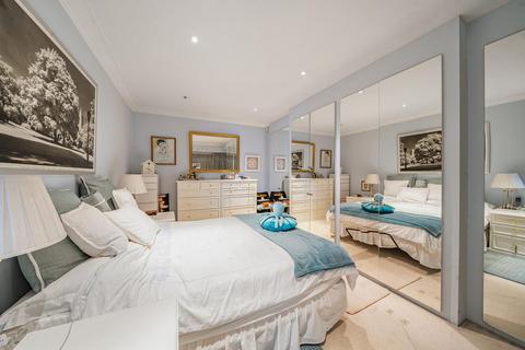 5 bedroom semi-detached house for sale, The Vale, Golders Green, London, NW11