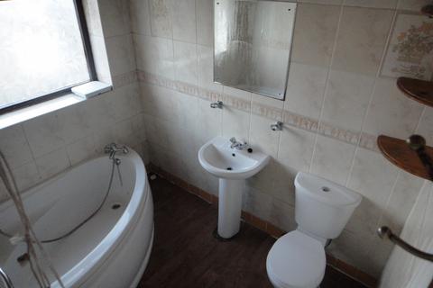 6 Altar Drive, Bradford, BD9 5QD