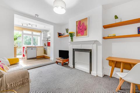 1 bedroom flat for sale, Offord Road, Islington, London, N1