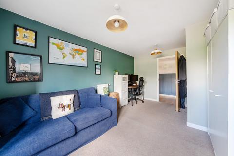 Flat 3, 17 Henry Road, London, SW9 7BQ