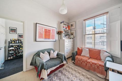First Floor Flat, 49 Richborne Terrace, London, SW8 1AT