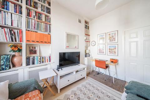 First Floor Flat, 49 Richborne Terrace, London, SW8 1AT
