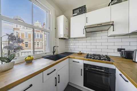 Loughborough Road, Brixton, London, SW9