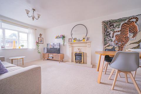 undefined, Thistlewood Grove, Chadwick End, B93