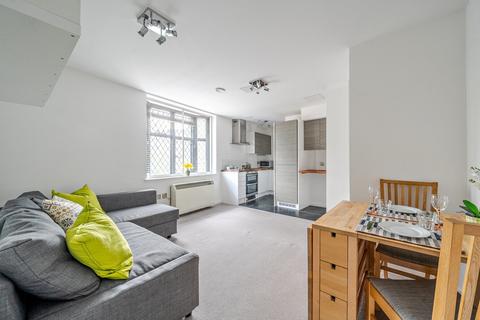 High Street, Kingston Upon Thames, Surrey, KT1