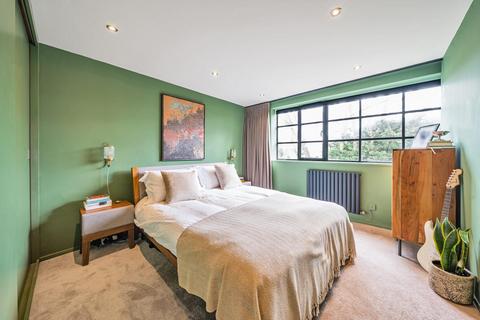 2 bedroom flat for sale, Grange Road, Bermondsey, London, SE1