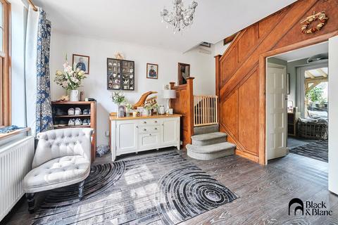 14 The Glade, West Wickham, BR4 9LH