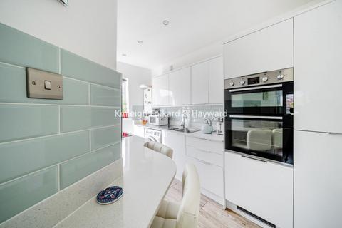 156a Sydney Road, London, N10 2RN