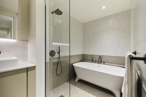 2 bedroom flat for sale, Pembridge Gardens, Notting Hill, London, W2