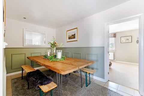 12 Hinton Road, Childswickham, Broadway, WR12 7HY