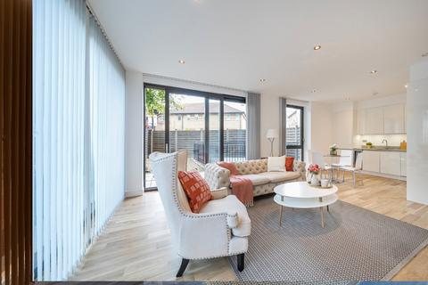 3 bedroom flat for sale, Elgin Avenue, Maida Vale, London, W9