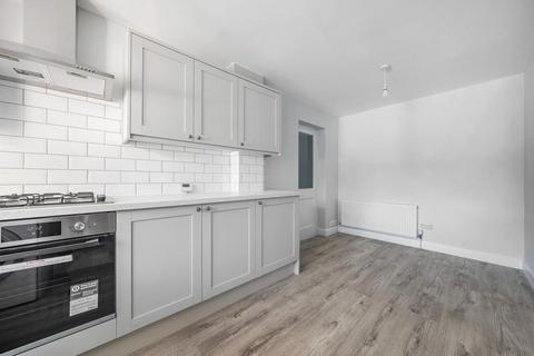 107 Grand Drive, Raynes Park, London, SW20 9EB