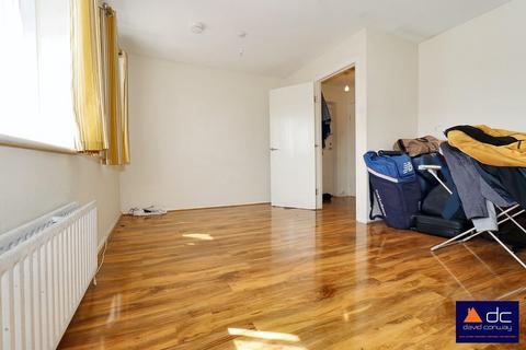 9 Bittern Close, Hayes, UB4 9TL