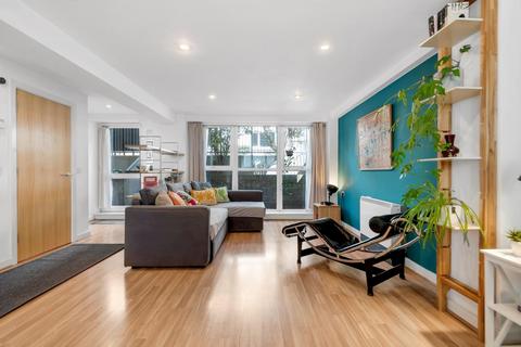 1 bedroom apartment for sale, Matthias Road, London, N16