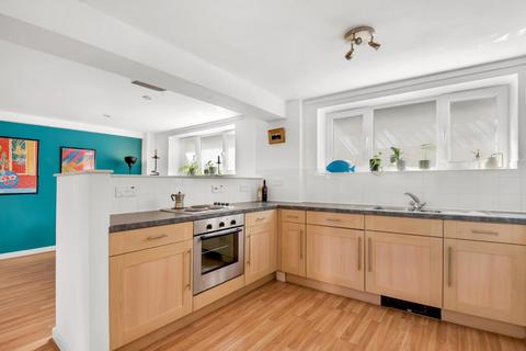 1 bedroom apartment for sale, Matthias Road, London, N16