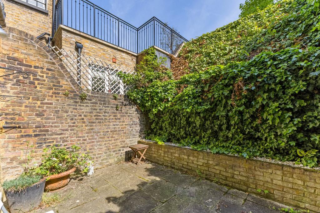 Garden Flat