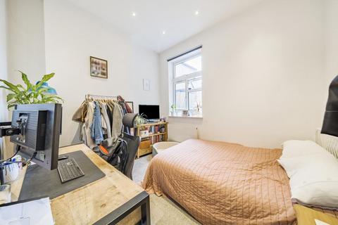 2 bedroom flat for sale, Ellison Road, Streatham, London, SW16