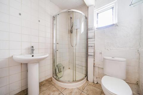 36 Maple Road, London, SE20 8HE