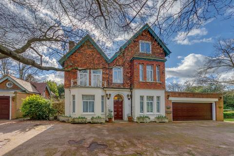 9 bedroom detached house for sale, Barnet Lane, Esltree WD6