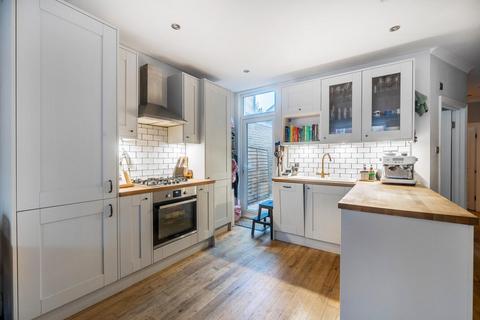 Flat A, 34 Warren Road, London, SW19 2HX