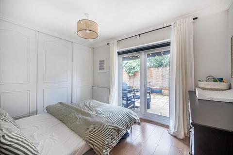Flat A, 34 Warren Road, London, SW19 2HX