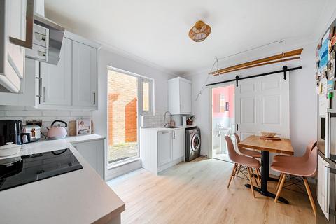34a Grenfell Road, Mitcham, CR4 2BY