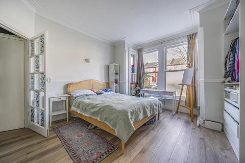 3 bedroom maisonette for sale, Clive Road, West Dulwich, London, SE21