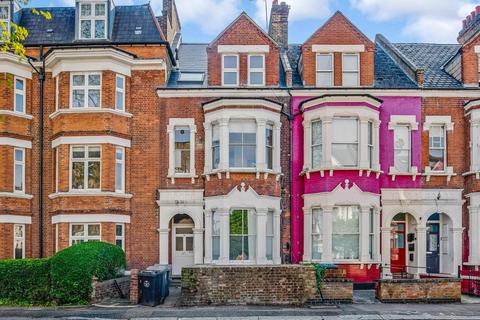Flat 3, 35 Callcott Road, London, NW6 7EE