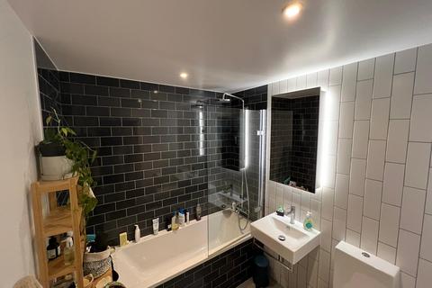 1 bedroom apartment for sale, Bonnet Street, London E16