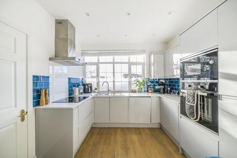 2 bedroom flat for sale, Sumatra Road, West Hampstead, London, NW6