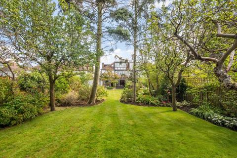 21 Alverstone Road, London, NW2 5JS