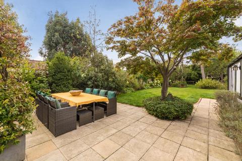21 Alverstone Road, London, NW2 5JS
