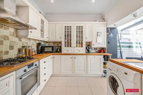 1 bedroom flat for sale, Hoveden Road, Mapesbury, London, NW2
