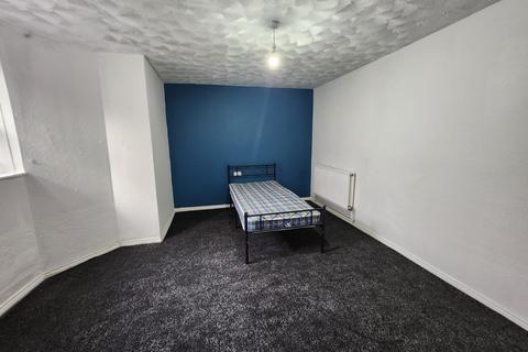 1 bedroom in a house share to rent, Little Horton Lane, BD5 0BU