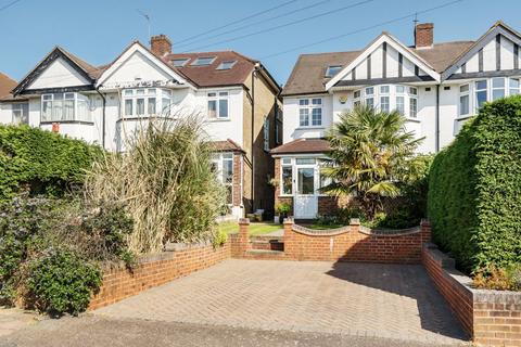 210 Wickham Chase, West Wickham, BR4 0BP