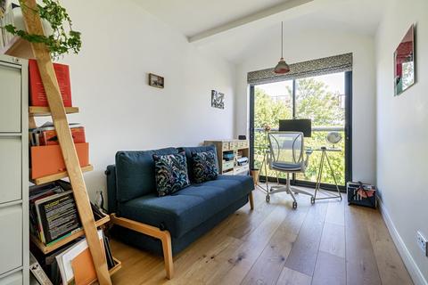 210 Wickham Chase, West Wickham, BR4 0BP