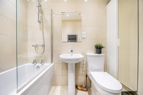 78a Hamilton Road, London, SW19 1JF
