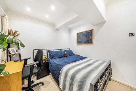 78a Hamilton Road, London, SW19 1JF