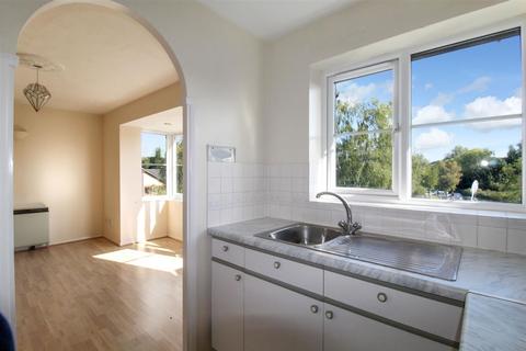 2 bedroom flat for sale, River Meads, Stanstead Abbotts, SG12