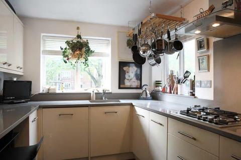 undefined, Fitzjohns Avenue, Hampstead, London, NW3