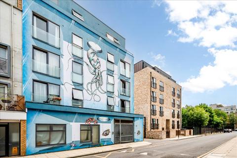 20 Mowlem Street, London, E2 9HE