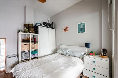20 Mowlem Street, London, E2 9HE