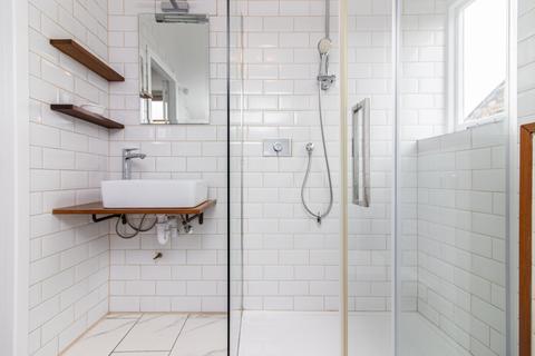 1 bedroom flat to rent, Arlington Gardens, Chiswick, London, W4